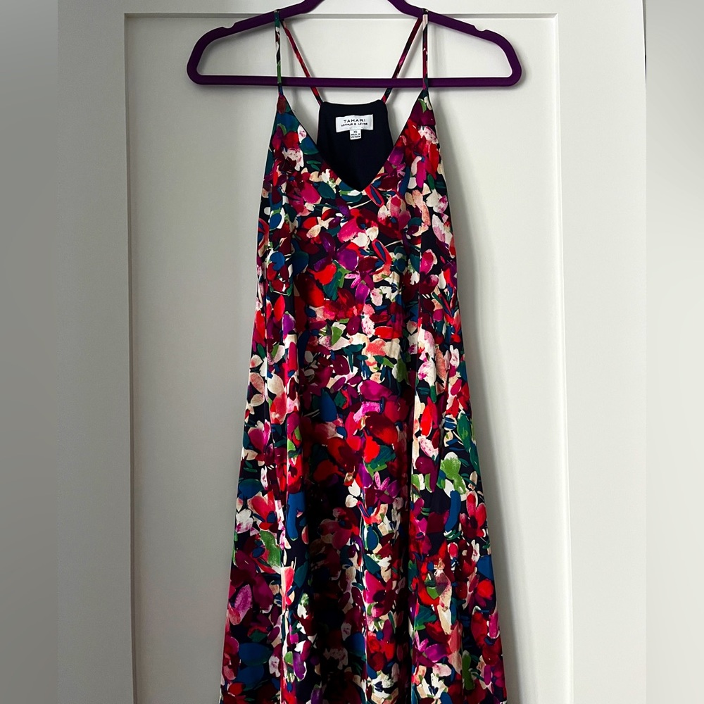 Tahari ASL summer maxi dress with pockets